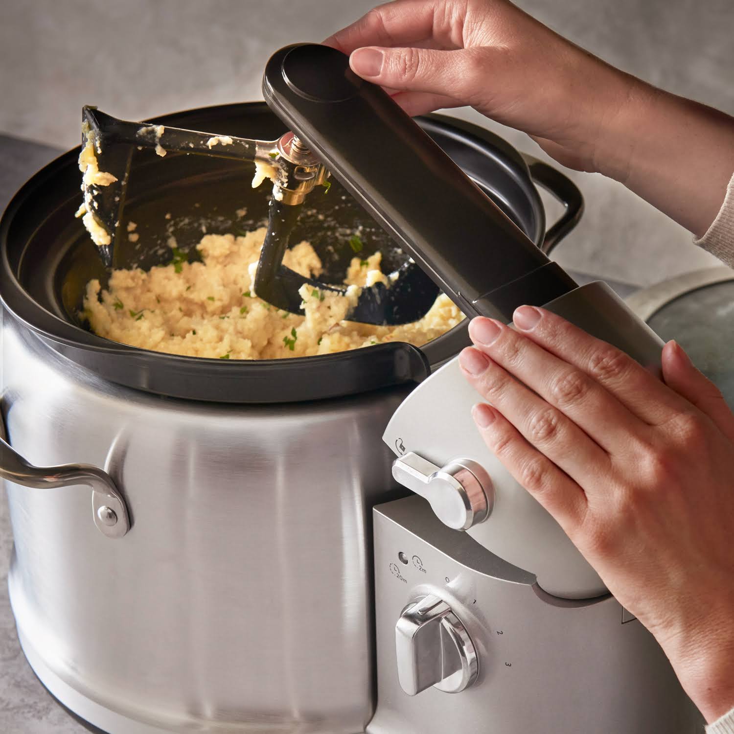 KitchenAid KST4054CU Stir Tower Accessory for Multi-Cooker – Contour Silver - Image 9