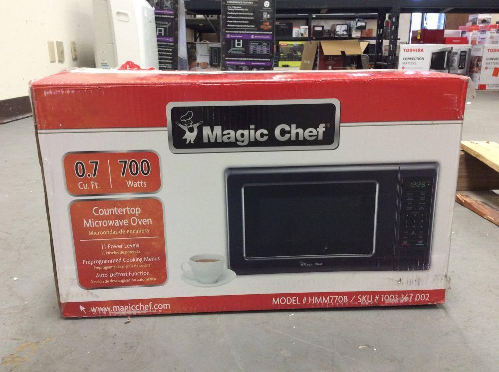 Magic Chef 0.7 Cu. ft. Countertop Microwave (Black with Gray Cavity) - Image 7