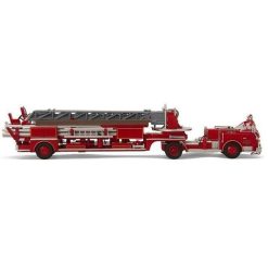 Alternative view of San Francisco Fire Truck 4 Alf 900 Series 1/64 Diecast Car Model by Code 3