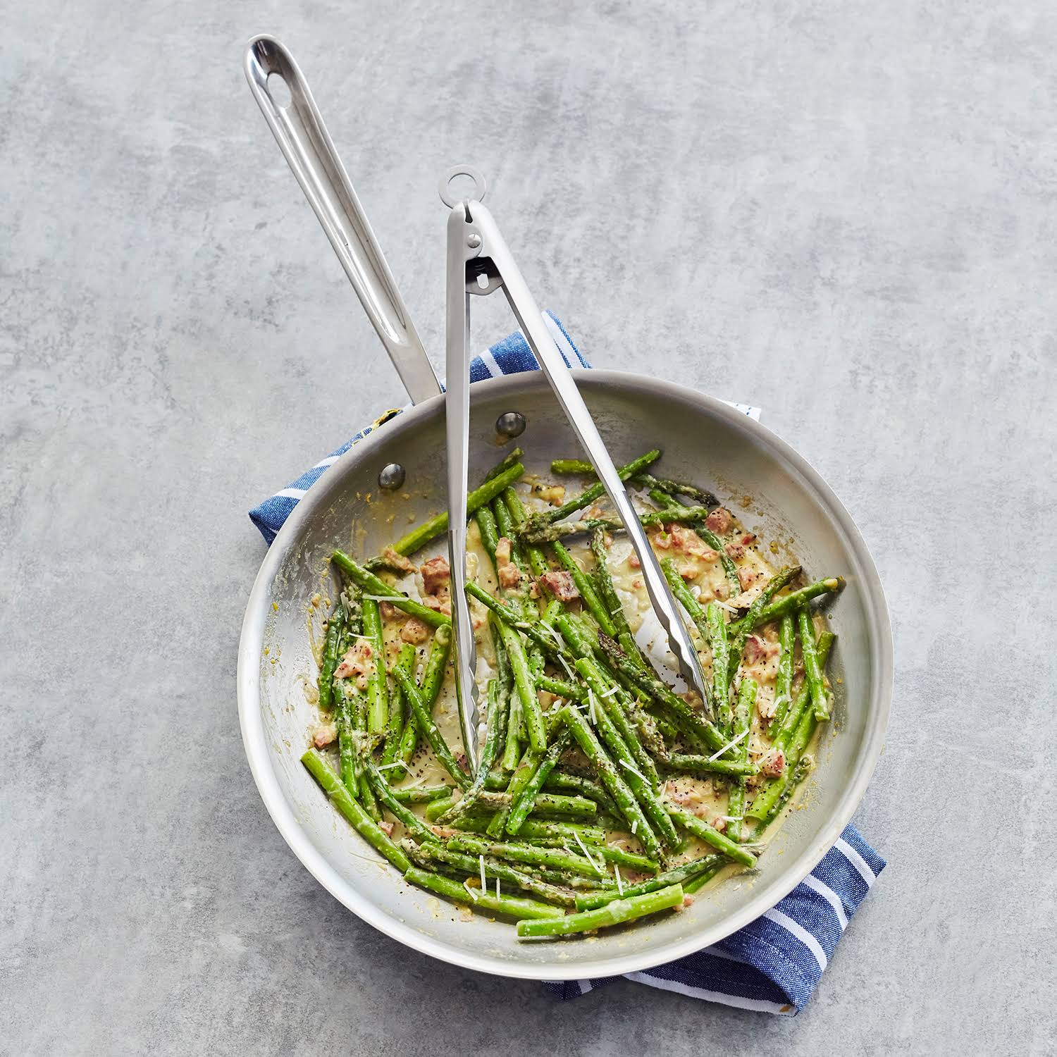 All-Clad D5 Brushed Stainless Steel 8×22 Fry Pan - Image 7