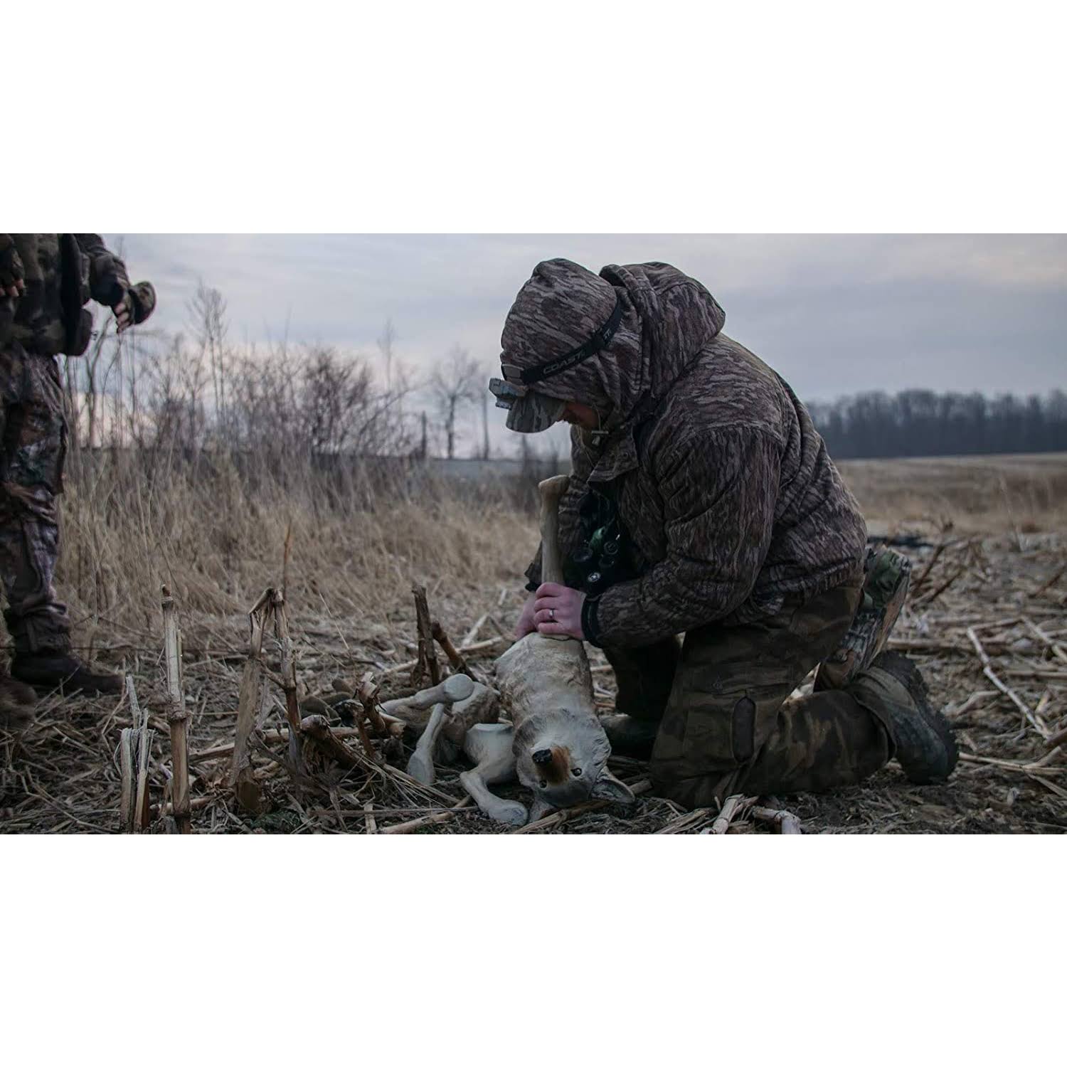 Flambeau Lone Howler Coyote Decoy - Image 5