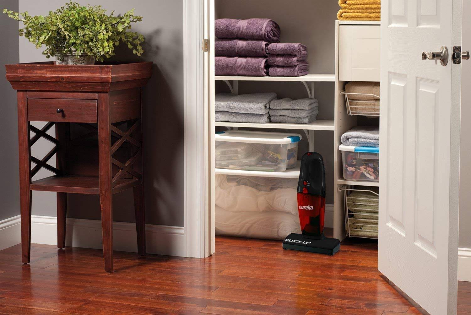 Eureka 2-in-1 Quick-Up Bagless Stick Vacuum Cleaner, Red 169J - Image 6